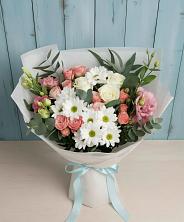 Букет цветов из:  Розы, Лизиантусы и Хризантемы в Беспятово