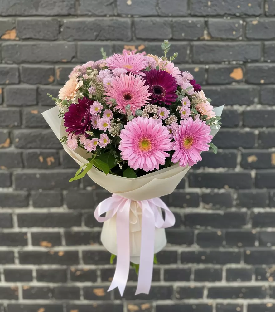 Букет цветов из: Герберы и Хризантемы в Беспятово