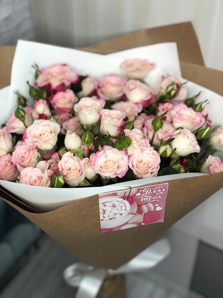 Букет цветов из: Розы в Беспятово