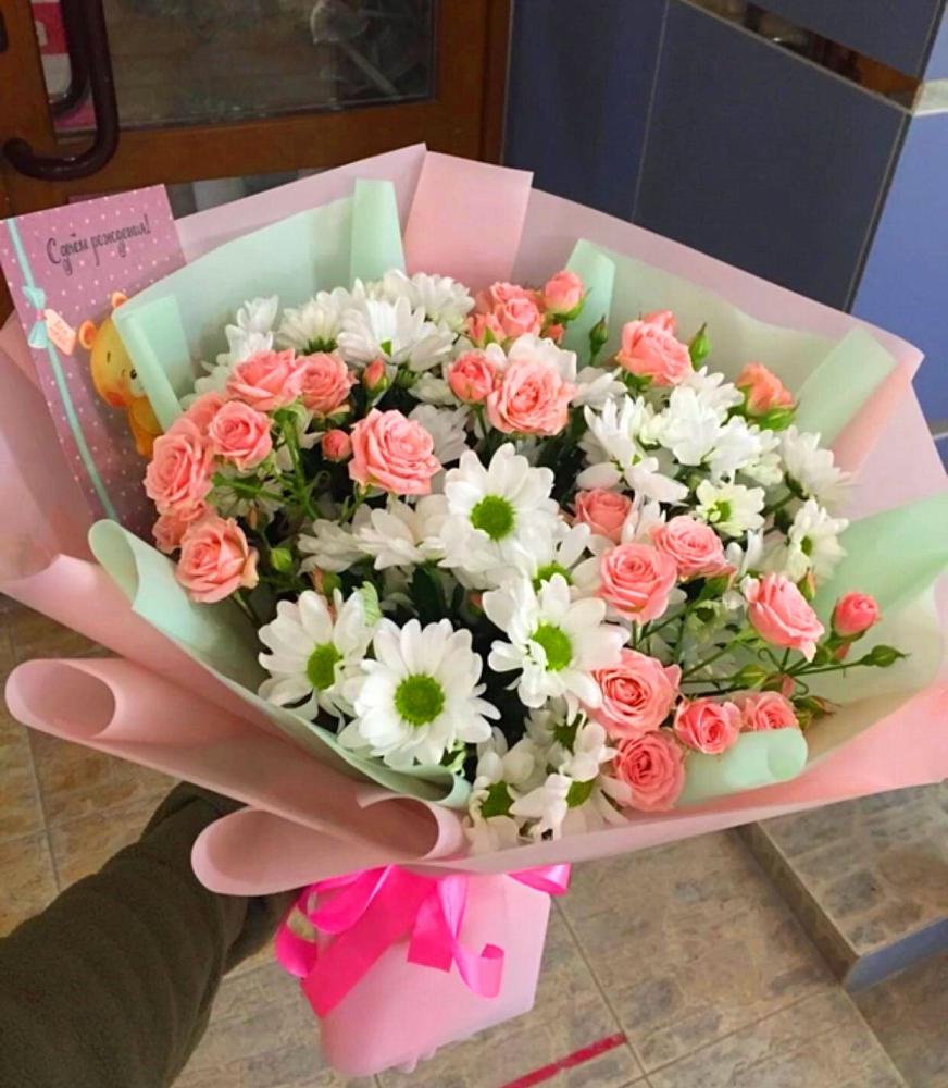 Букет цветов из: Розы и Хризантемы в Беспятово