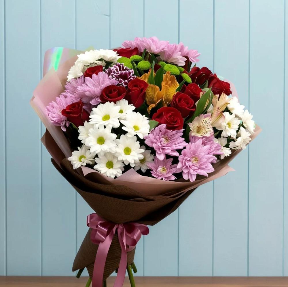 Букет цветов из: Розы, Хризантемы и Альстромерии в Беспятово