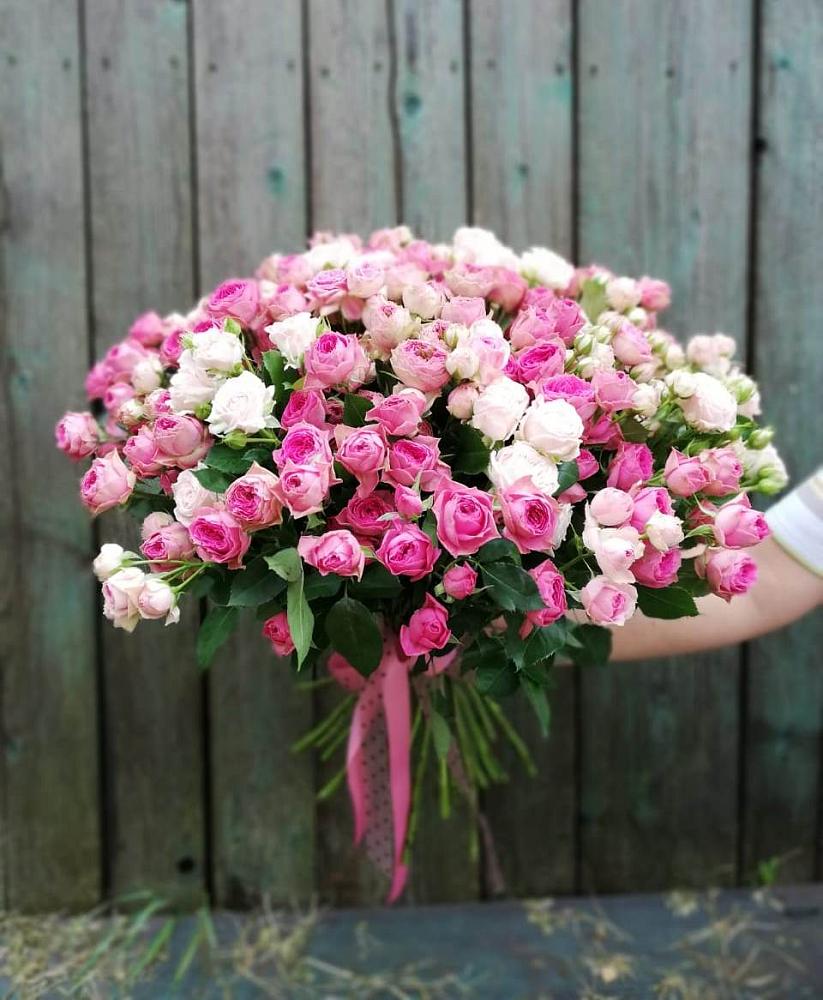 Букет Розовые кустовые розы Натали и Лав Лидия в Беспятово