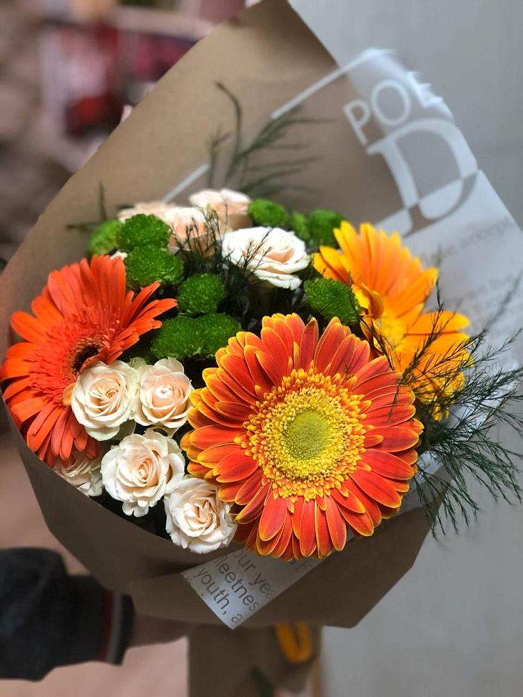 Букет цветов из: Герберы, Хризантемы и Розы в Беспятово