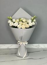 Букет цветов из:  Розы и Лизиантусы в Беспятово